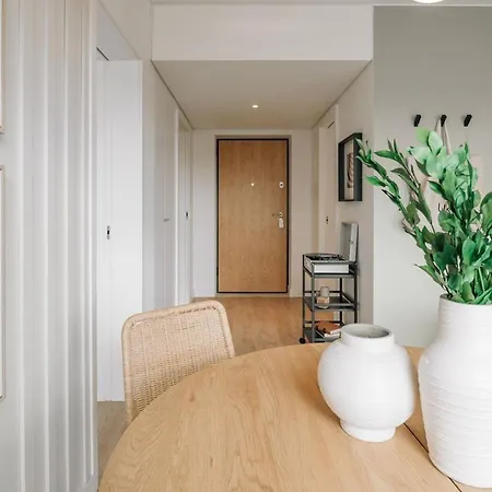 Cacela - 1 Bedroom & Balcony In Parque Nacoes Lägenhet