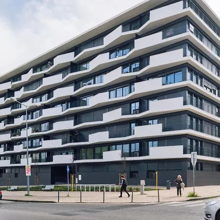 Апартаменты Cacela - 1 Bedroom & Balcony In Parque Nacoes *