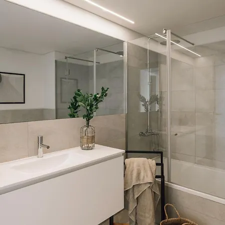 Cacela - 1 Bedroom & Balcony In Parque Nacoes